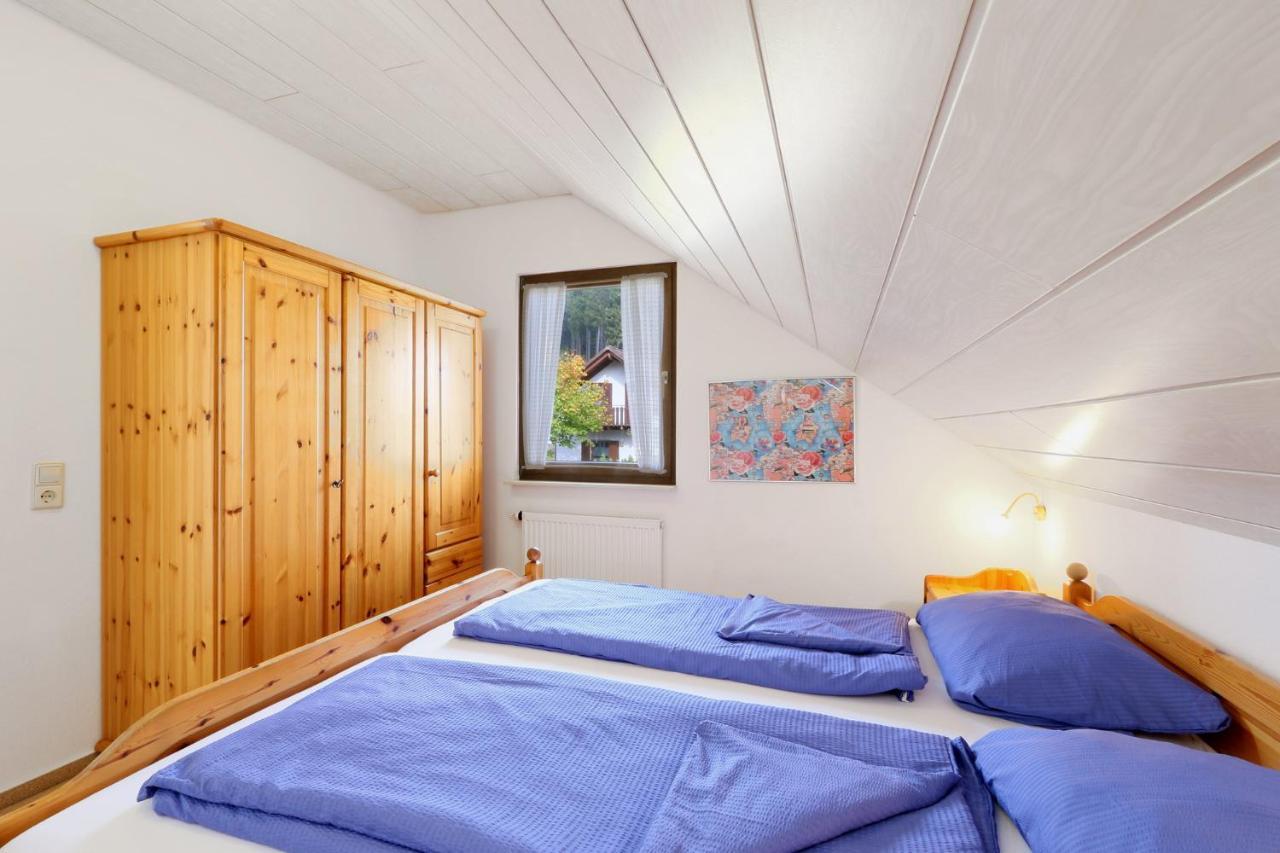 Seepark Kirchheim Ferienhaus Bei Vera Mit Sauna Exterior foto