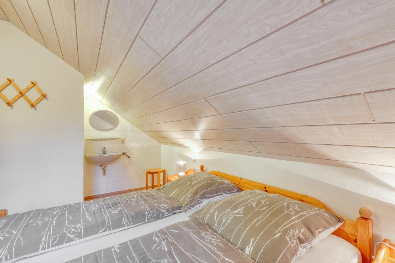 Seepark Kirchheim Ferienhaus Bei Vera Mit Sauna Exterior foto